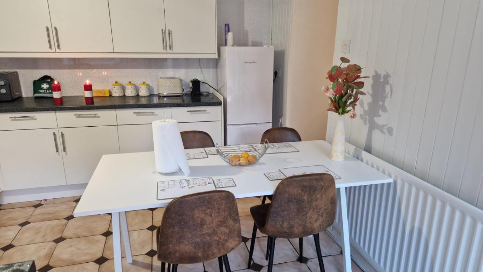 Amani Bungalow Brandon  Екстериор снимка