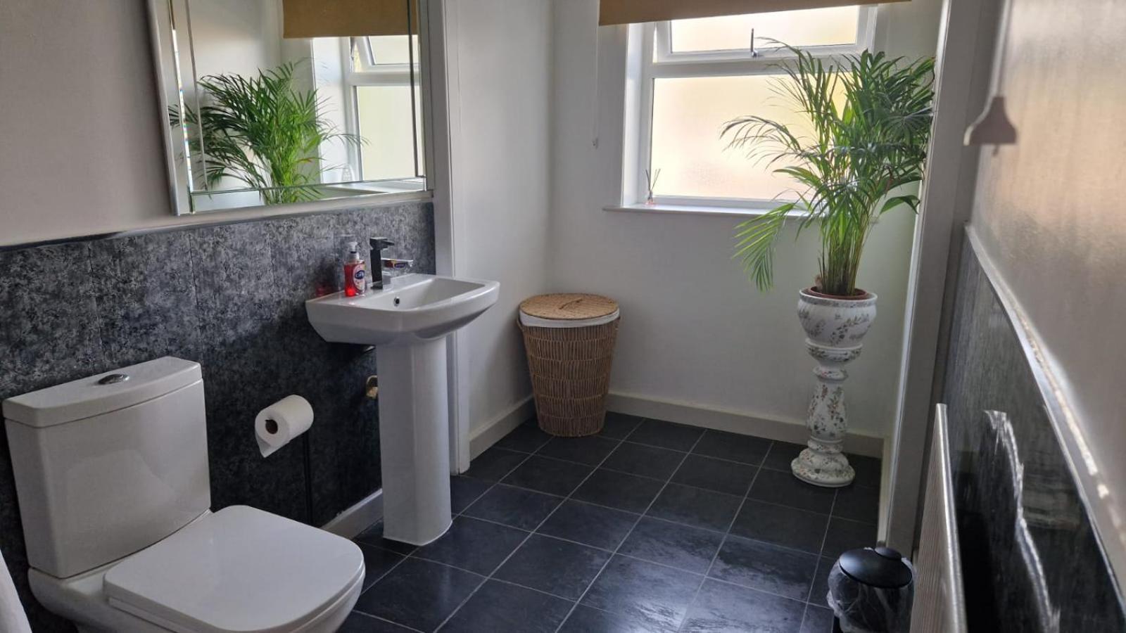 Amani Bungalow Brandon  Екстериор снимка